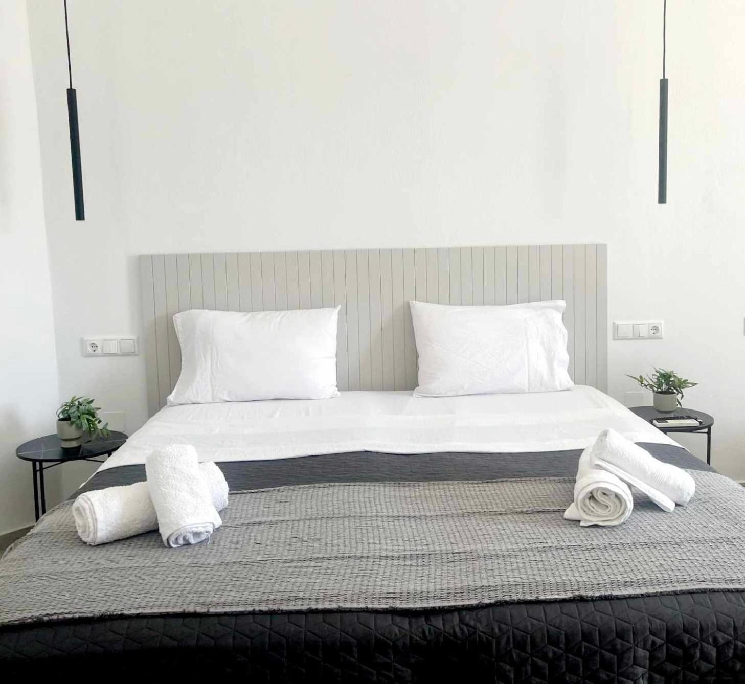 Maya Apartments, Modern And Convenient Apartments With Private Parking مدينة سكياثوس المظهر الخارجي الصورة