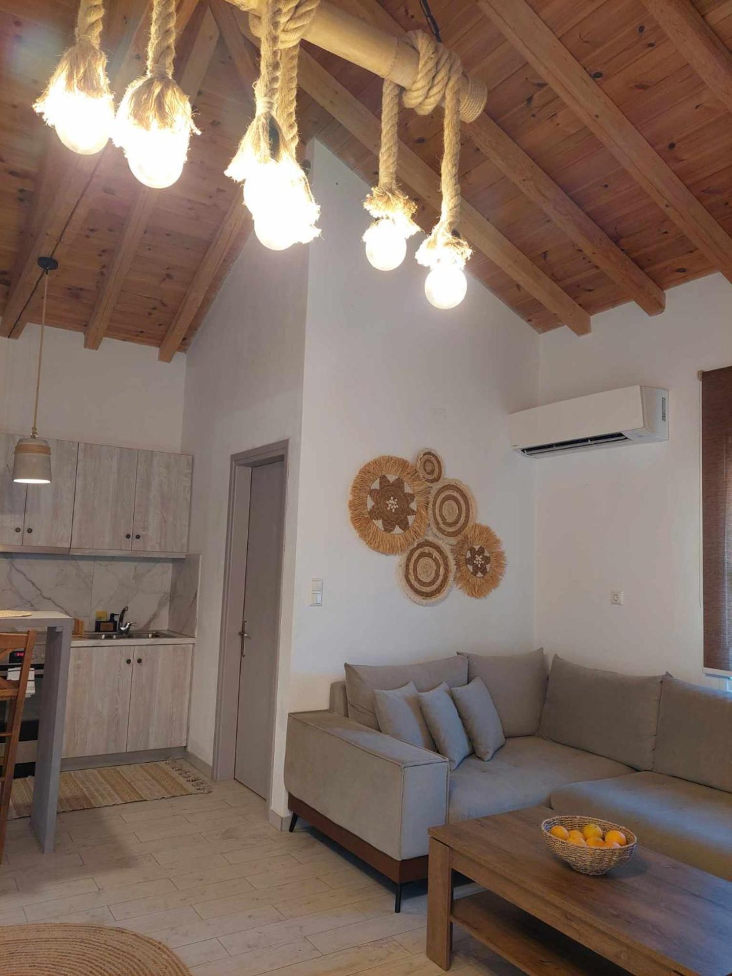 Maya Apartments, Modern And Convenient Apartments With Private Parking مدينة سكياثوس المظهر الخارجي الصورة