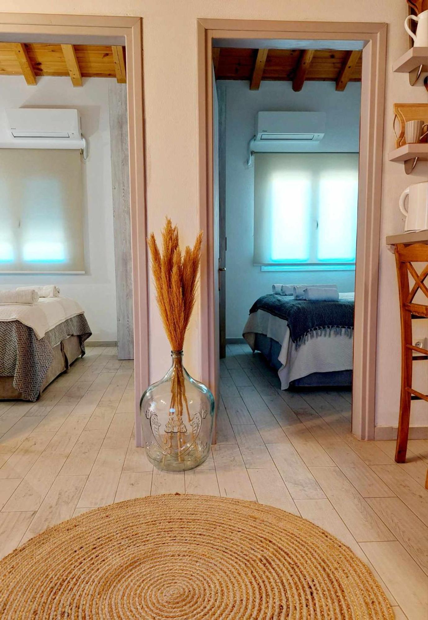 Maya Apartments, Modern And Convenient Apartments With Private Parking مدينة سكياثوس المظهر الخارجي الصورة